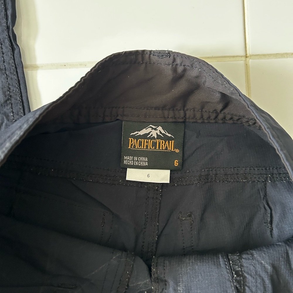 Women's Black Hiking Pants - Picture 3 of 3